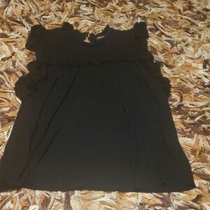 LAST CHANCE FINAL PRICE Cable & Gauge Black Ruffle Blouse Flowy